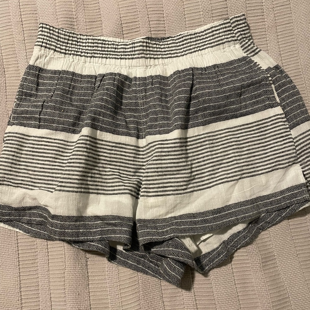 Never worn seafolly shorts great for the beach